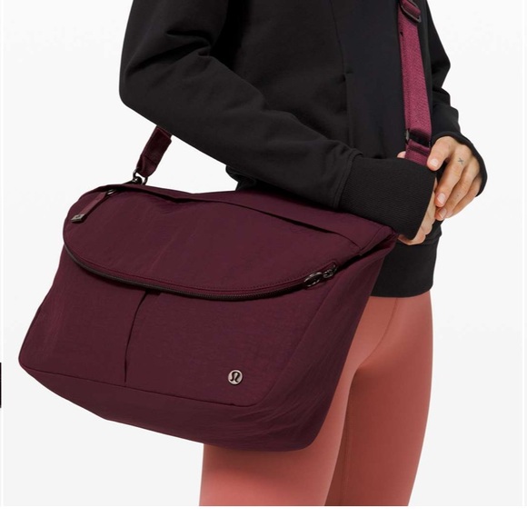 Lululemon All Night Festival Bag 10L *Large - Picture 6 of 6